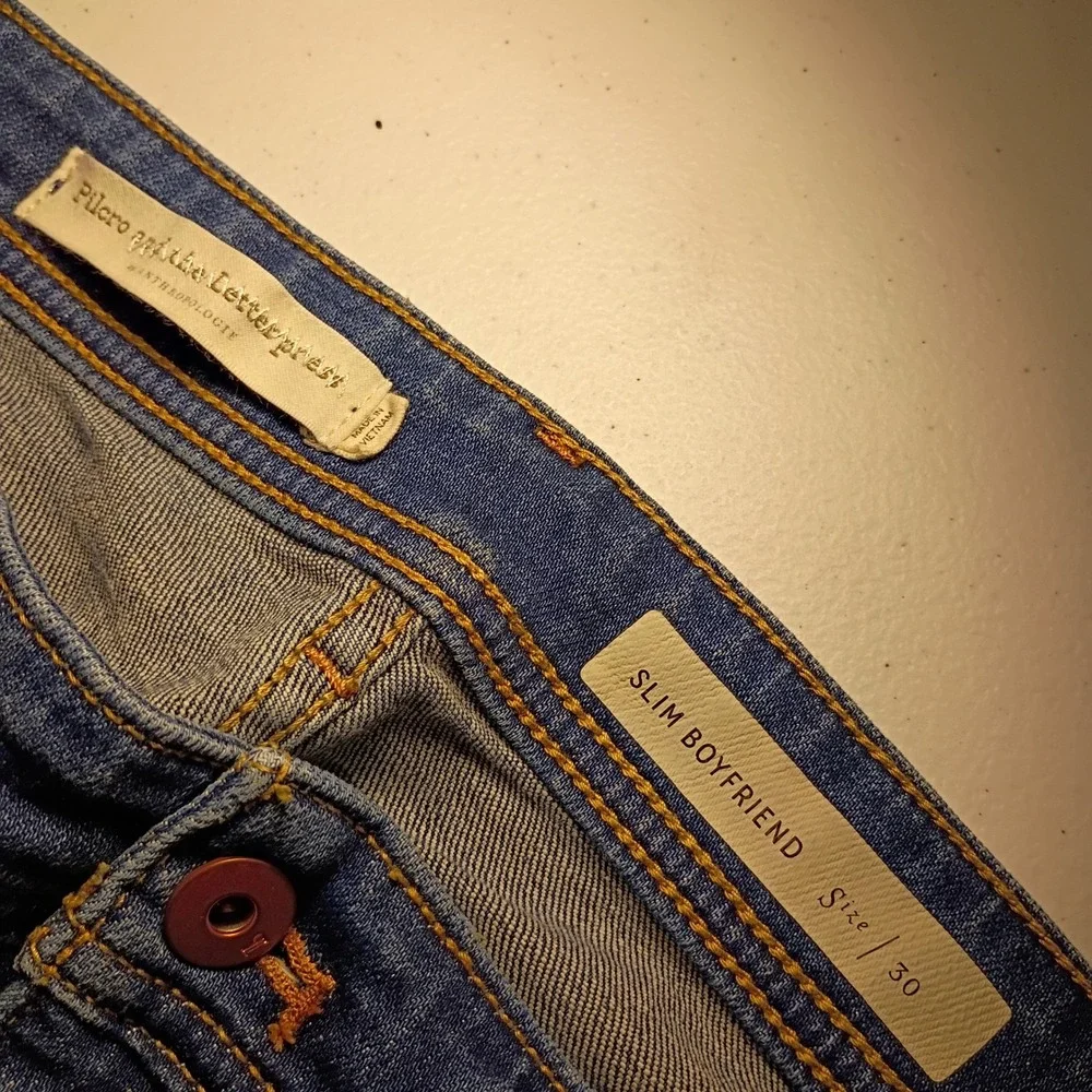 Pilcro and the Letterpress Anthropologie Slim Boyfriend Jeans Medium Wash 30